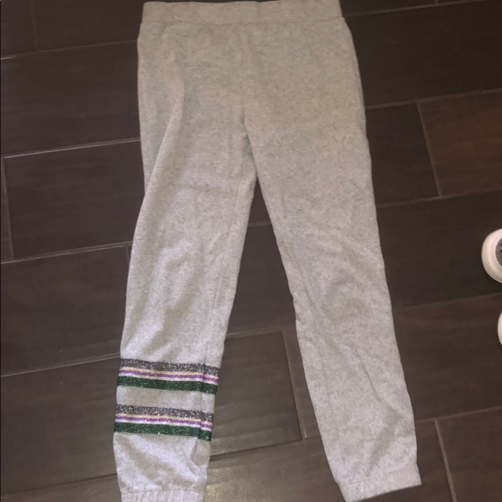 Girls sweatpants / joggers